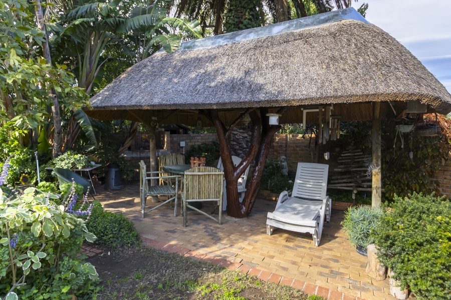 3 Bedroom Property for Sale in Roundhay Western Cape